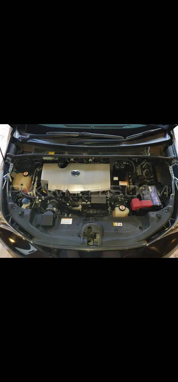 Toyota Prius 2018 for Sale in Lahore Image-1