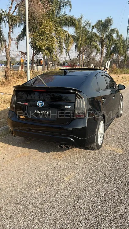 Toyota Prius 2012 for Sale in Abbottabad Image-1