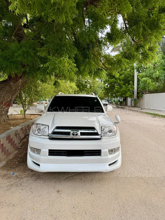 Toyota Surf 2004 for Sale in Karachi Image-1