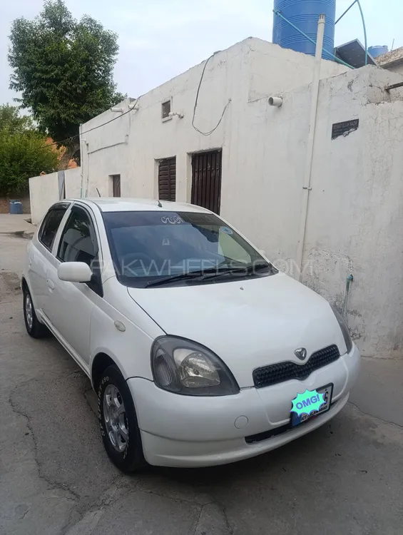 Toyota Vitz 2001 for Sale in Peshawar Image-1