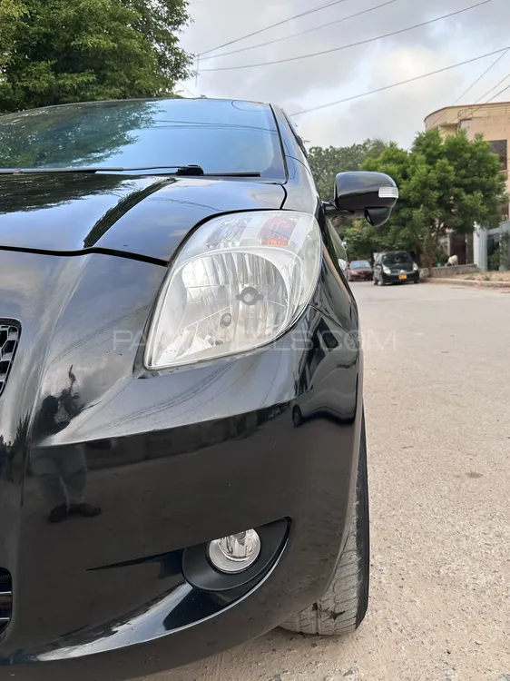 Toyota Vitz 2006 for Sale in Karachi Image-1