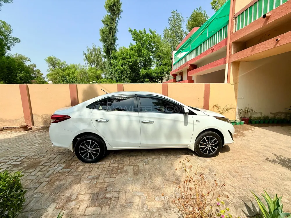 Toyota Yaris Sedan 2021 for Sale in Islamabad Image-1