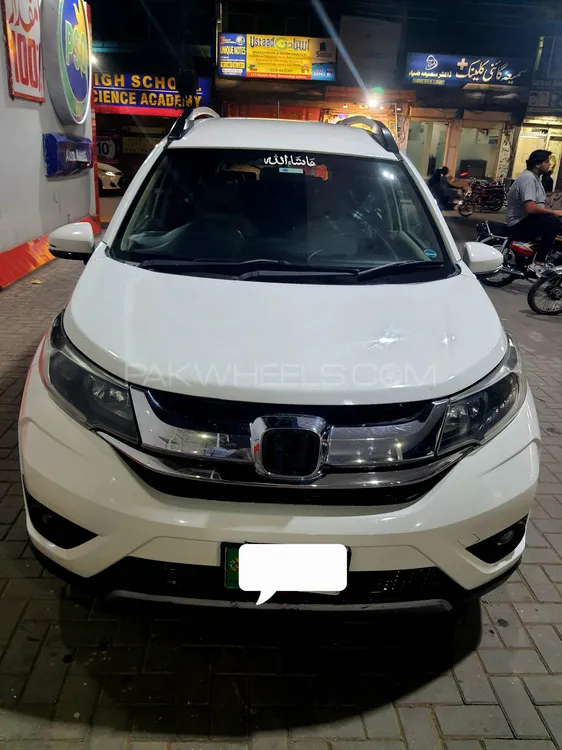 Honda BR-V 2017 for Sale in Lahore Image-1