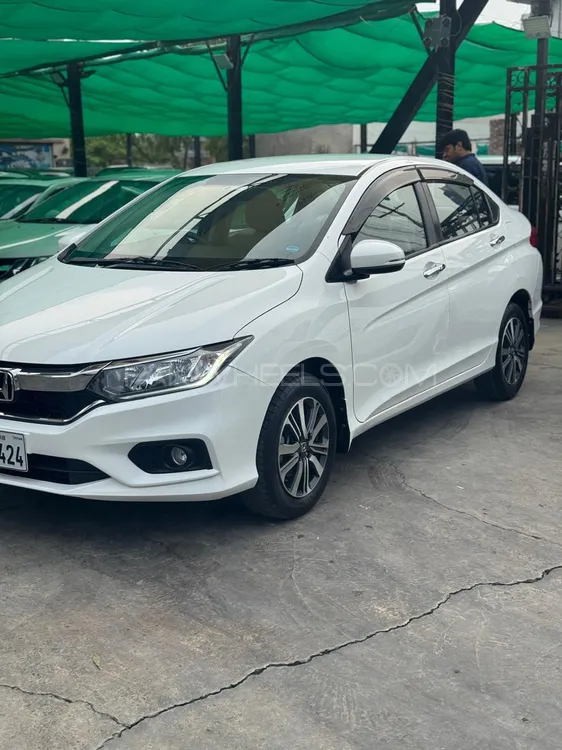 Honda City 2022 for Sale in Lahore Image-1