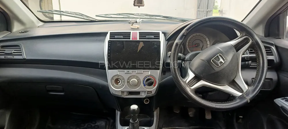 Honda City 2011 for Sale in Jhang Image-1
