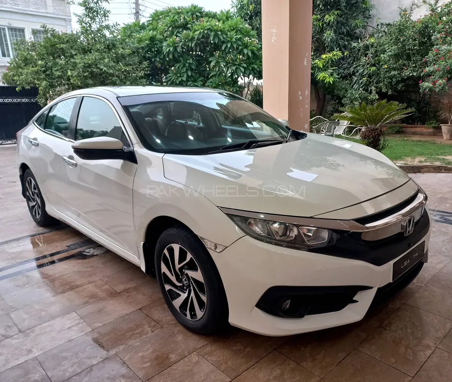 Honda Civic 2017 for Sale in Lahore Image-1