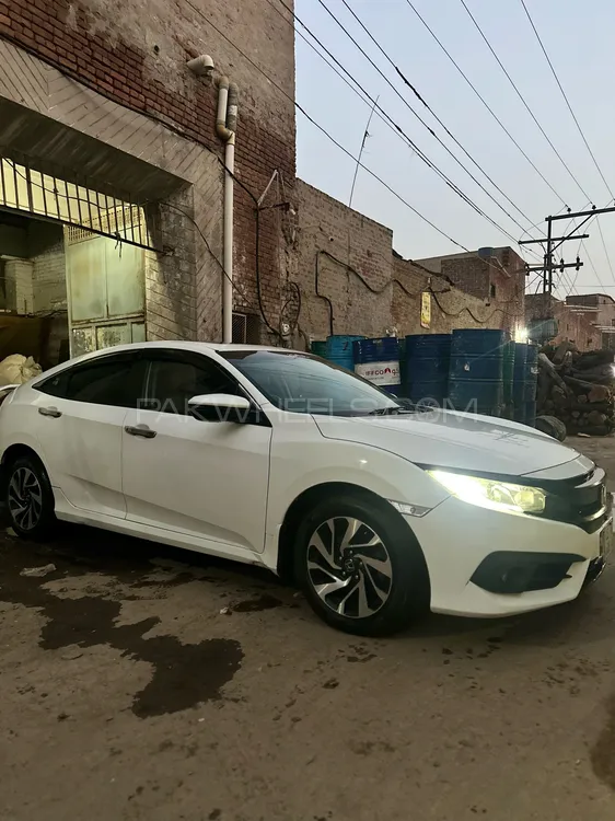 Honda Civic 2016 for Sale in Faisalabad Image-1