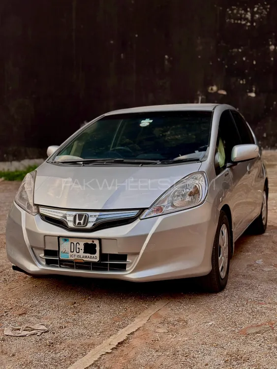 Honda Fit 2011 for Sale in Islamabad Image-1