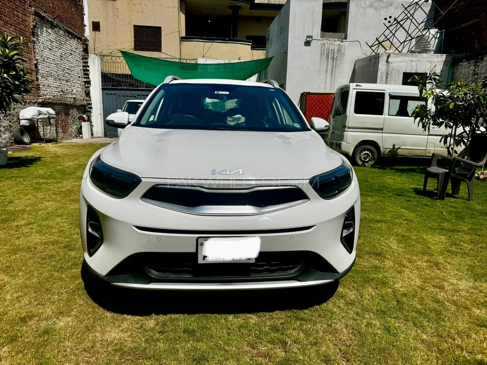 KIA Stonic 2024 for Sale in Sialkot Image-1
