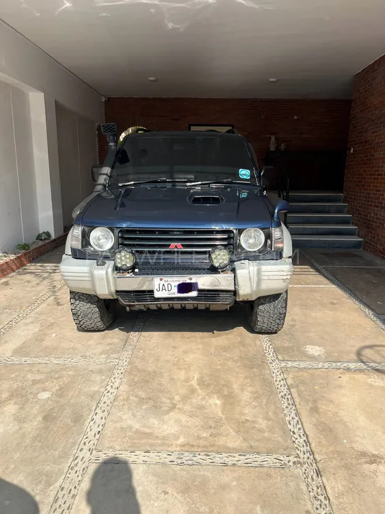 Mitsubishi Pajero 1994 for Sale in Karachi Image-1