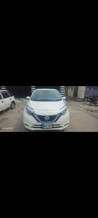 Nissan Note 2017 for Sale in Sahiwal Image-1