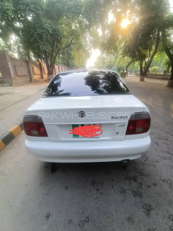 Suzuki Baleno 2005 for Sale in Okara Image-1