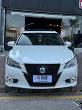 Toyota Crown Athlete S Package 2014 for Sale