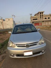 Toyota Platz F 1.0 2004 for Sale