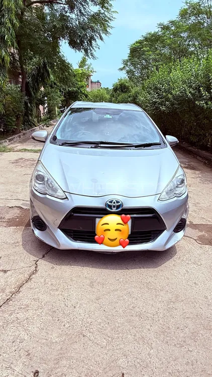 Toyota Aqua 2015 for Sale in Islamabad Image-1