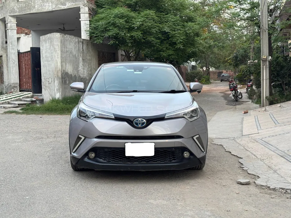 Toyota C-HR 2017 for Sale in Lahore Image-1