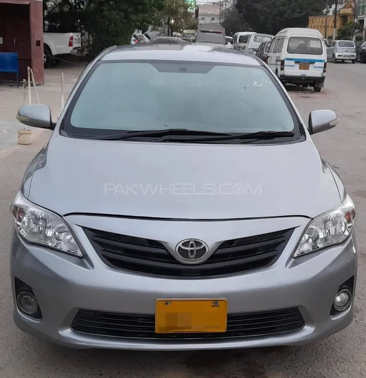 Toyota Corolla 2013 for Sale in Karachi Image-1