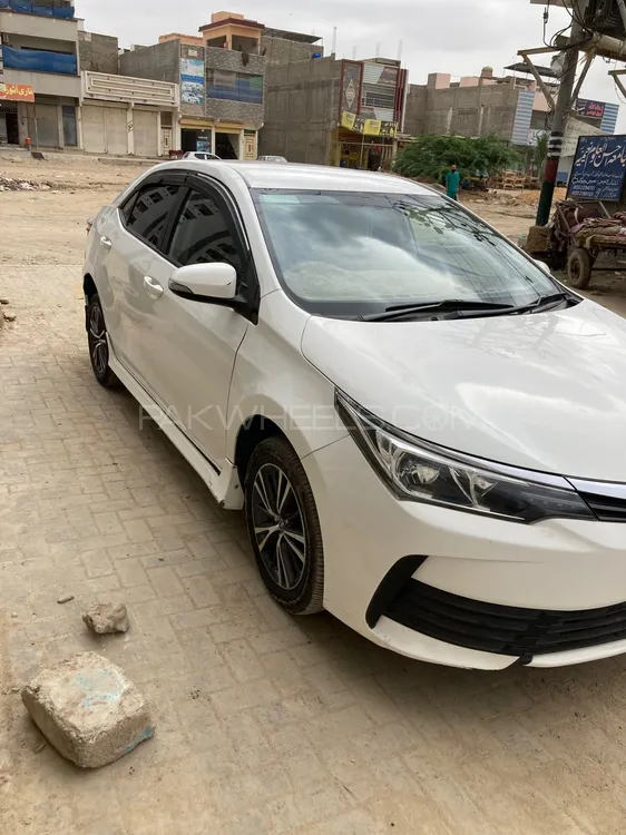 Toyota Corolla 2018 for Sale in Karachi Image-1