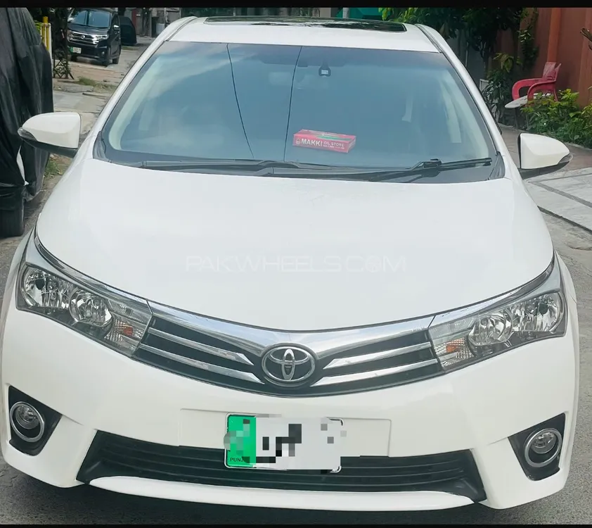 Toyota Corolla 2016 for Sale in Lahore Image-1