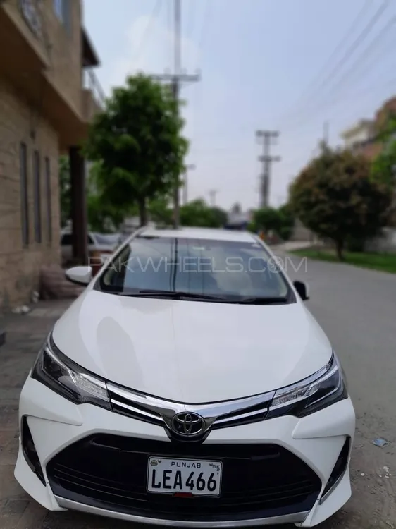 Toyota Corolla 2017 for Sale in Lahore Image-1
