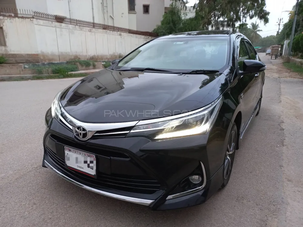 Toyota Corolla 2021 for Sale in Karachi Image-1