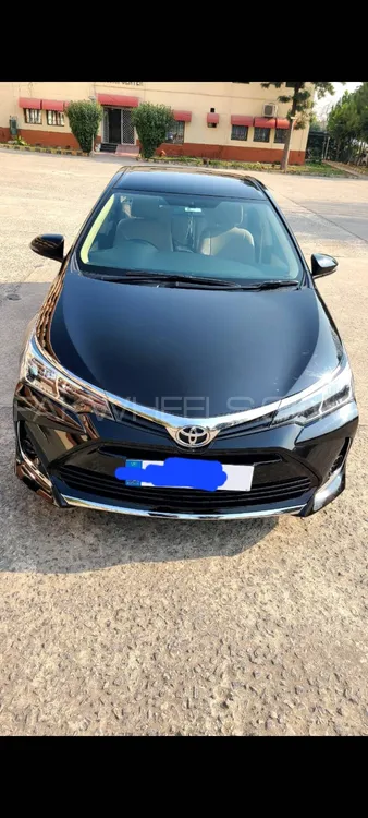 Toyota Corolla 2021 for Sale in Islamabad Image-1