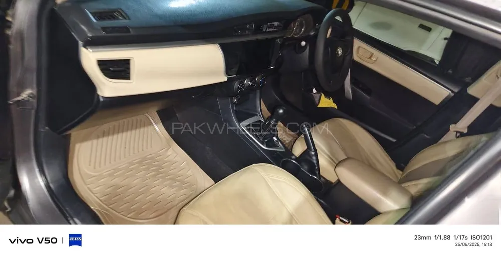Toyota Corolla 2015 for Sale in Rawalpindi Image-1