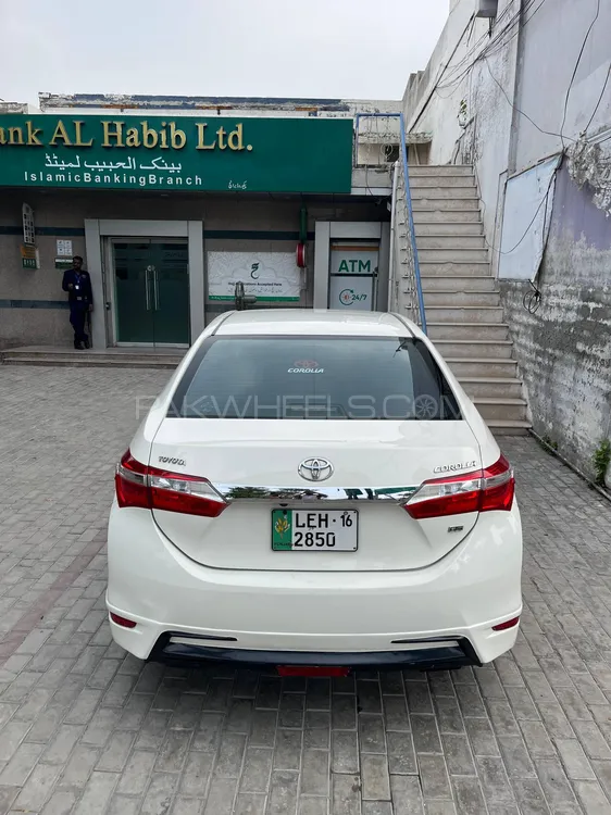 Toyota Corolla 2016 for Sale in Lahore Image-1