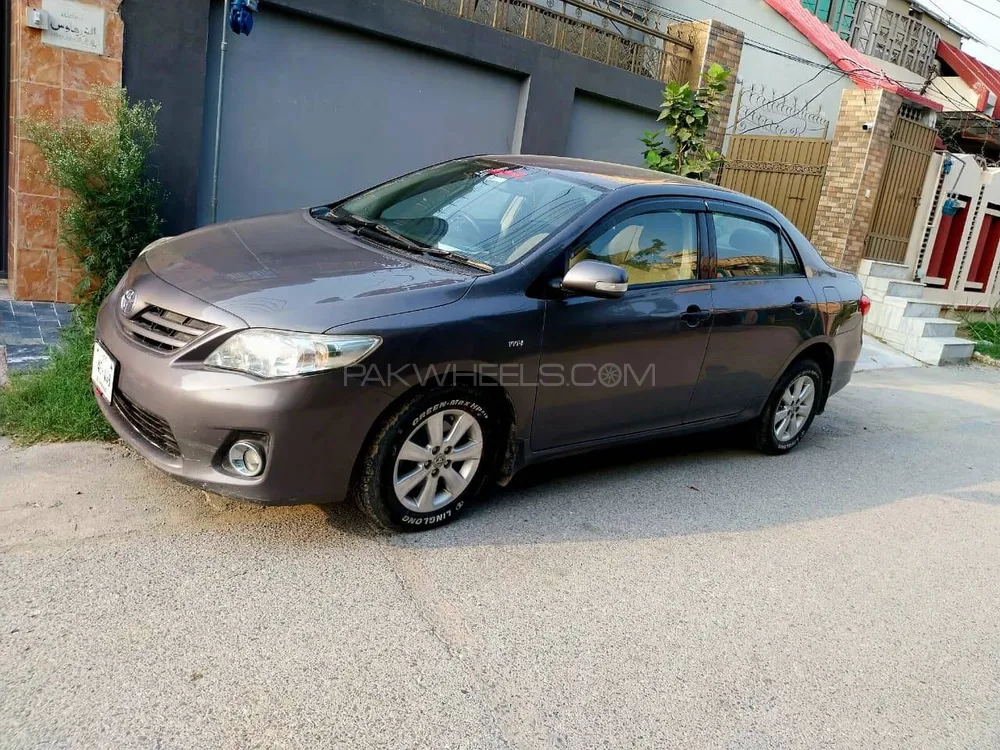 Toyota Corolla 2013 for Sale in Mardan Image-1