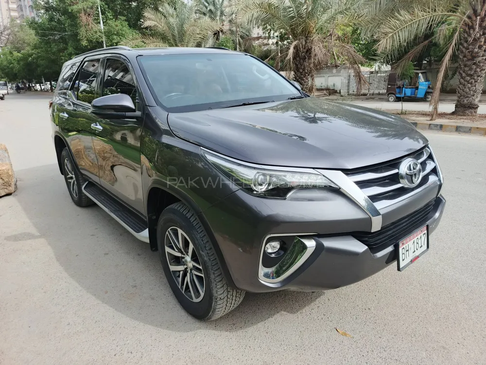 Toyota Fortuner 2018 for Sale in Karachi Image-1