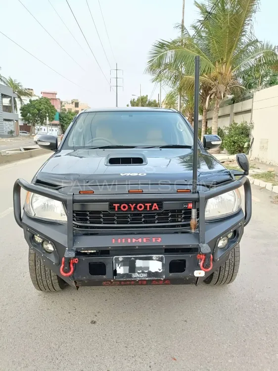 Toyota Hilux 2009 for Sale in Karachi Image-1
