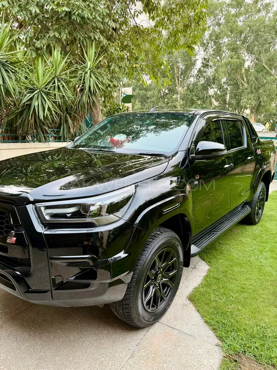 Toyota Hilux 2023 for Sale in Lahore Image-1