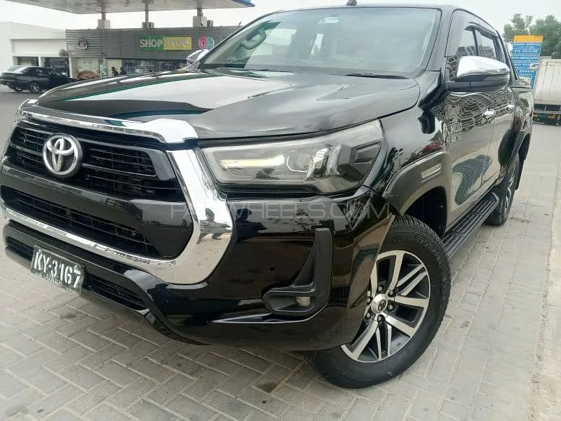 Toyota Hilux 2019 for Sale in Karachi Image-1