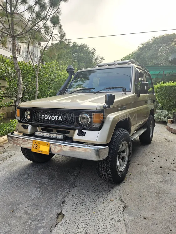 Toyota Land Cruiser 1986 for Sale in Lahore Image-1