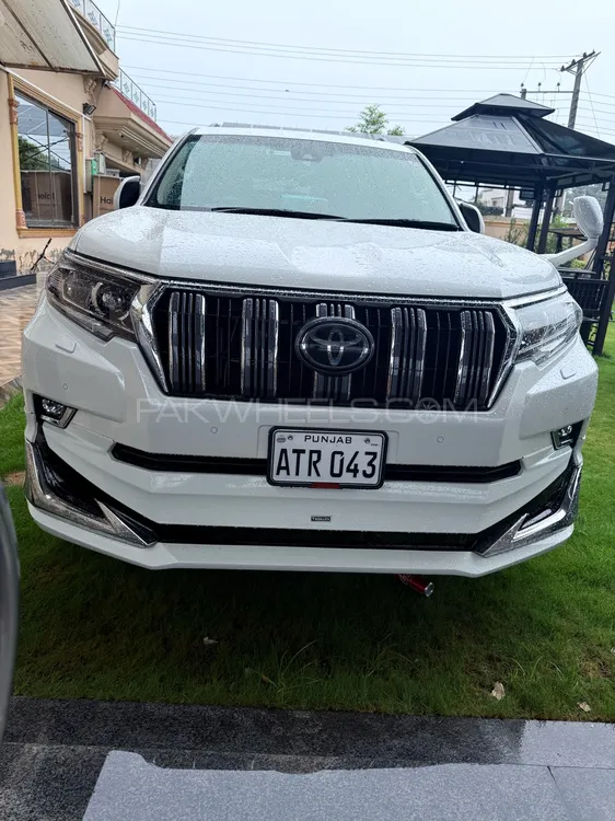 Toyota Land Cruiser 2020 for Sale in Lahore Image-1