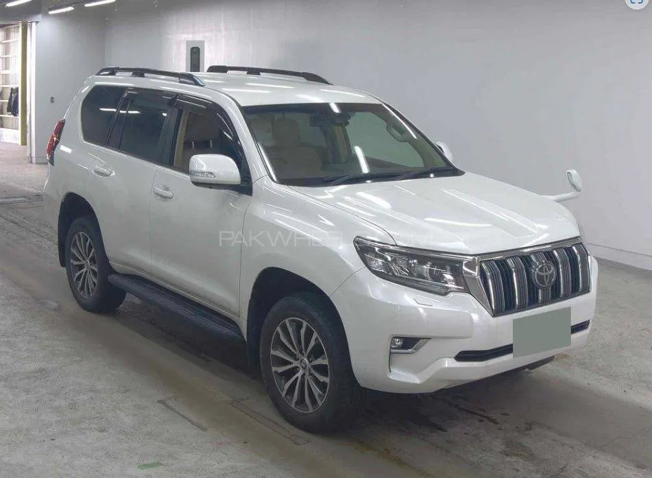 Toyota Prado 2020 for Sale in Karachi Image-1