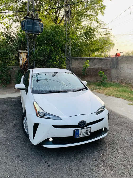 Toyota Prius 2021 for Sale in Peshawar Image-1