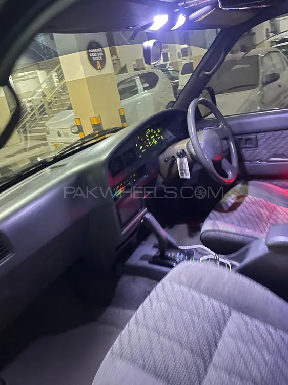 Toyota Surf 1995 for Sale in Karachi Image-1