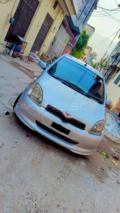 Toyota Vitz 1999 for Sale in Gujranwala Image-1