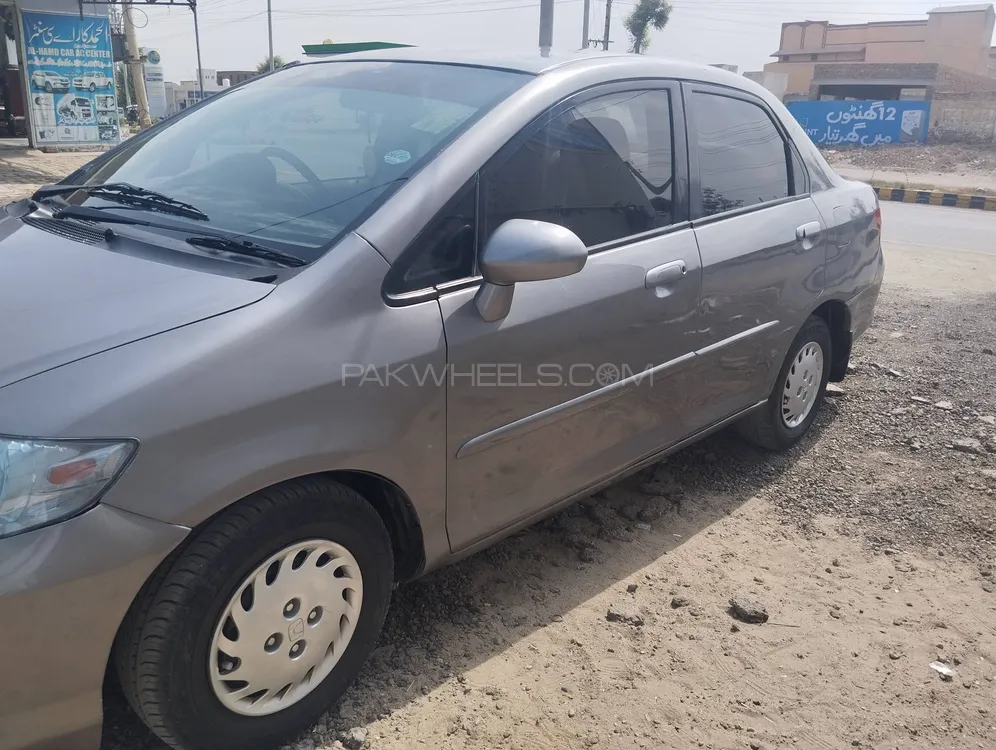 Honda City 2004 for Sale in Bhakkar Image-1