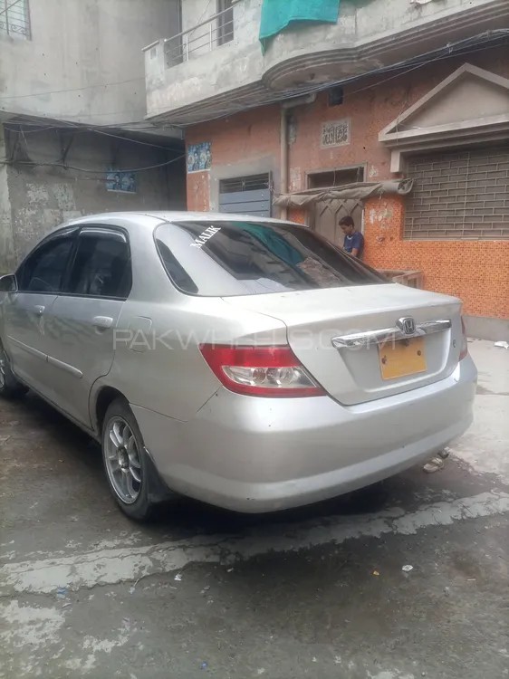 Honda City 2005 for Sale in Lahore Image-1