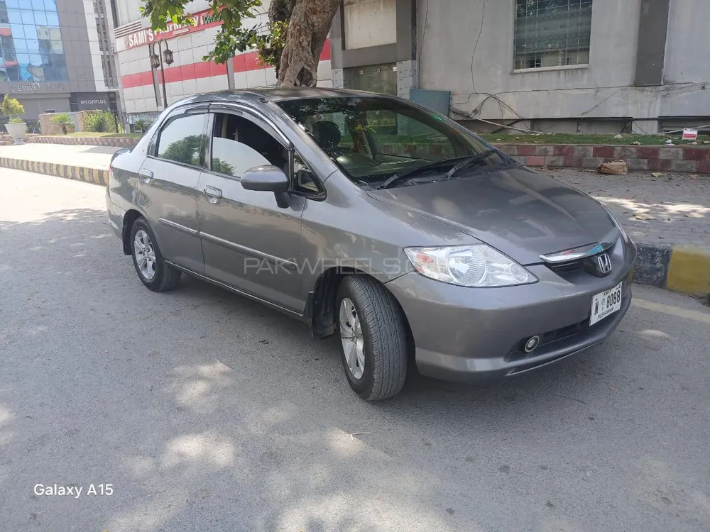 Honda City 2004 for Sale in Peshawar Image-1