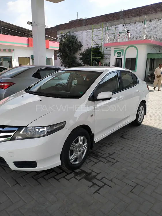 Honda City 2014 for Sale in Faisalabad Image-1