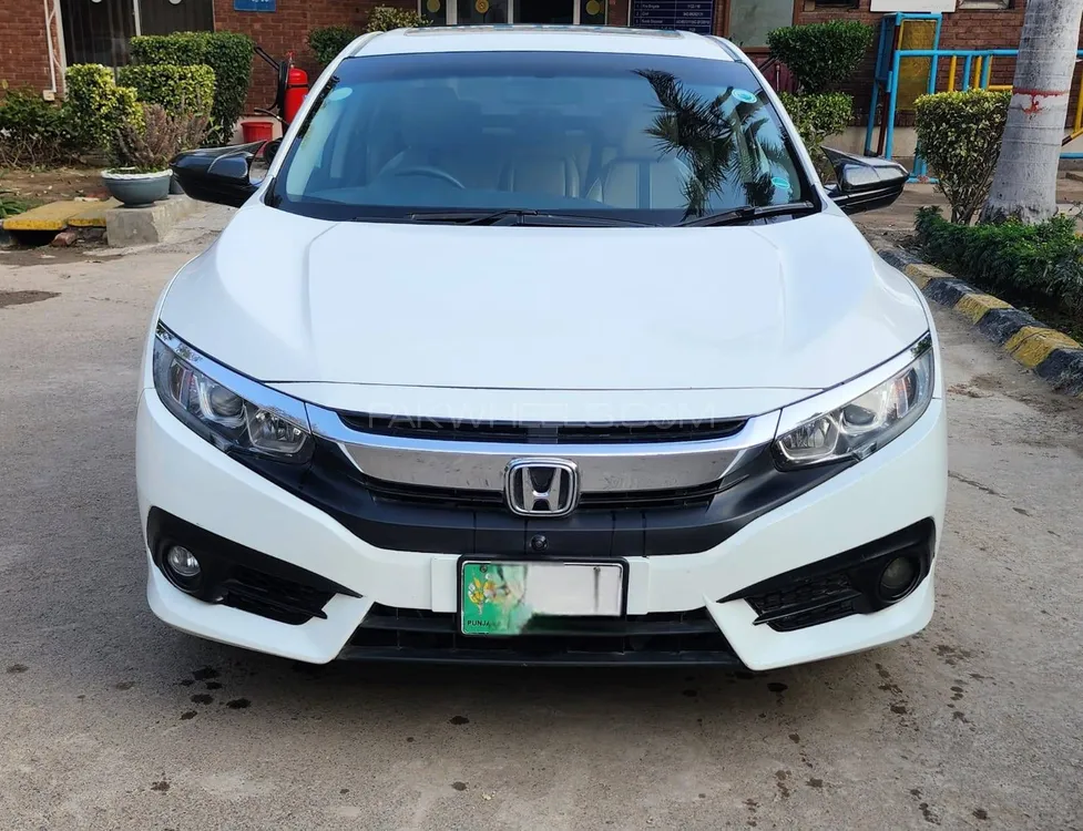 Honda Civic 2017 for Sale in Lahore Image-1