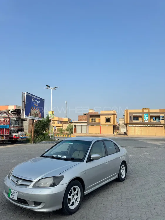 Honda Civic 2004 for Sale in Lahore Image-1