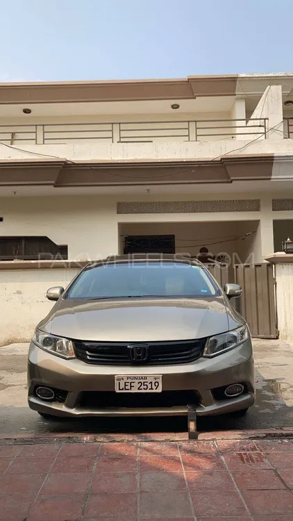 Honda Civic 2012 for Sale in Lahore Image-1