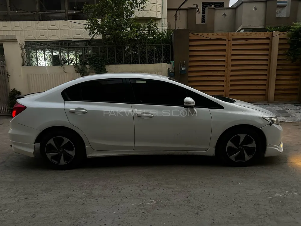 Honda Civic 2014 for Sale in Lahore Image-1