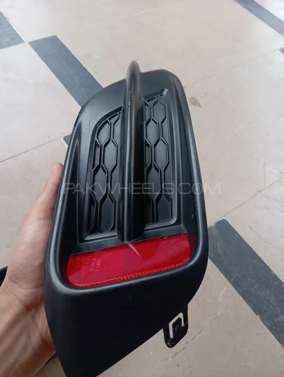 HONDA CIVIC X BUMPER REFLECTOR BRACKETS Image-1