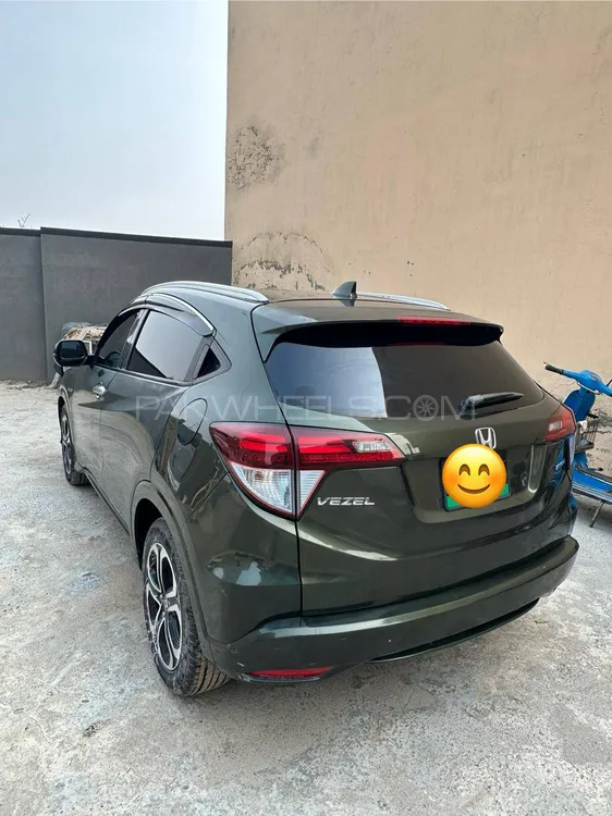 Honda Vezel 2014 for Sale in Rawalpindi Image-1