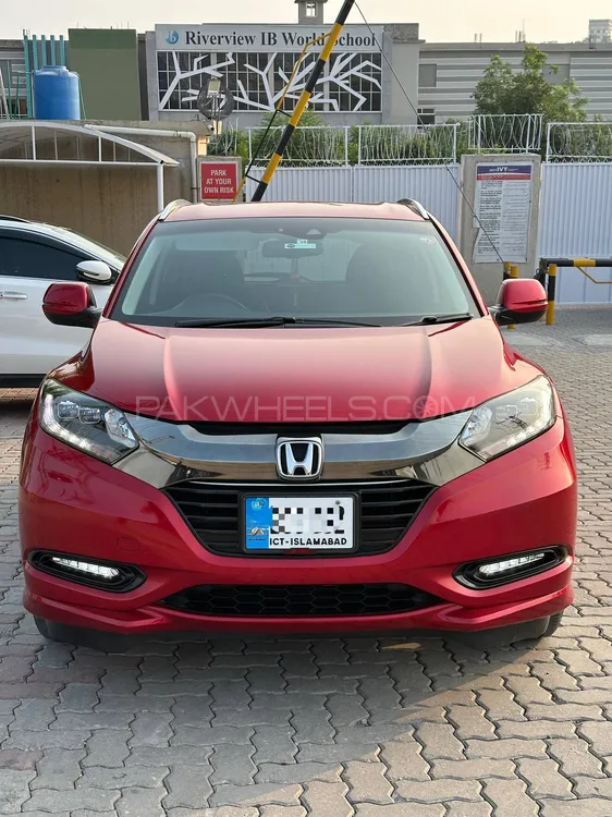 Honda Vezel 2016 for Sale in Islamabad Image-1